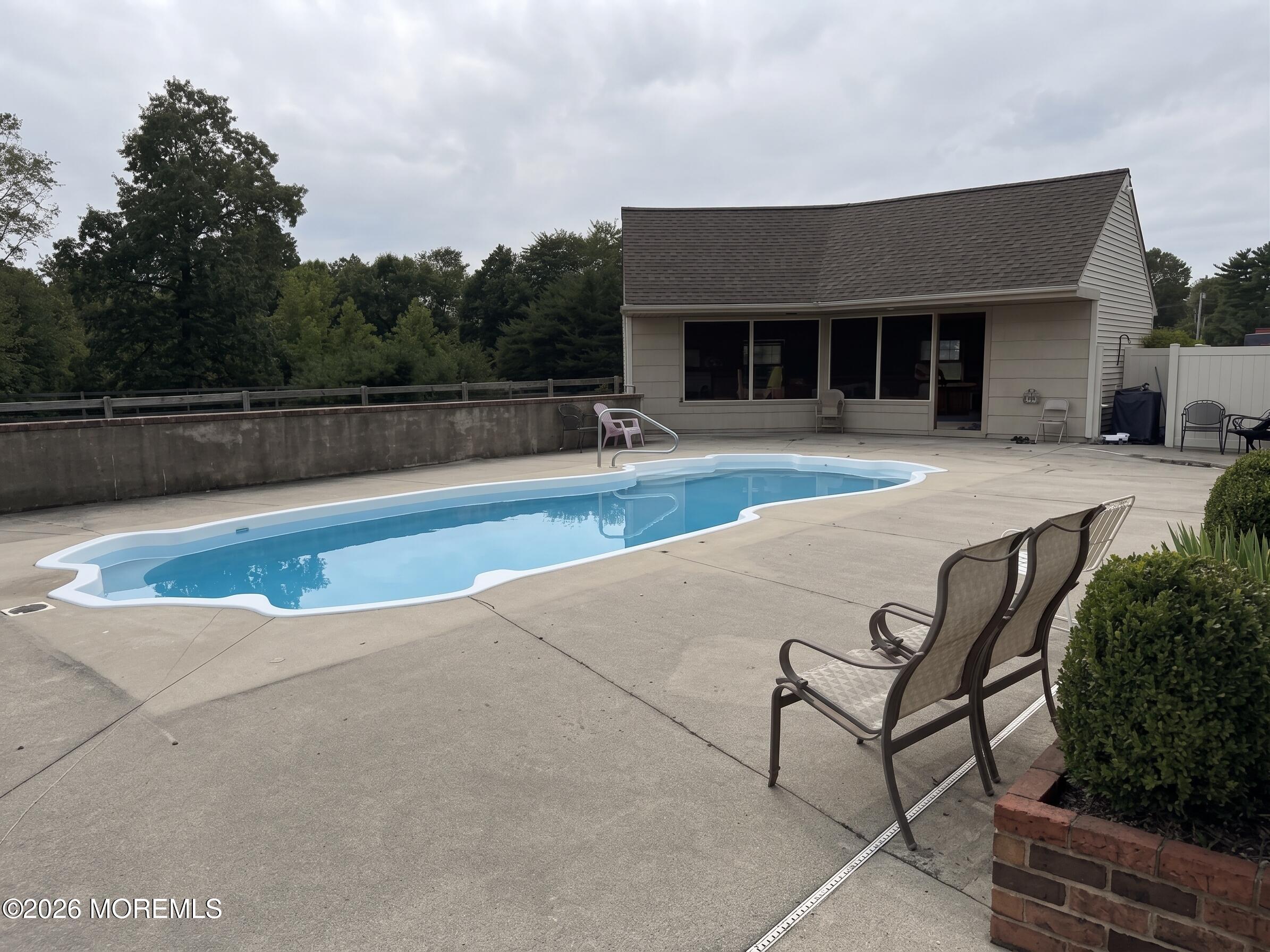 290 N Myrtle Street Hammonton NJ 08037