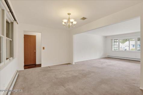 38 Fairfield Road Toms River NJ 08757