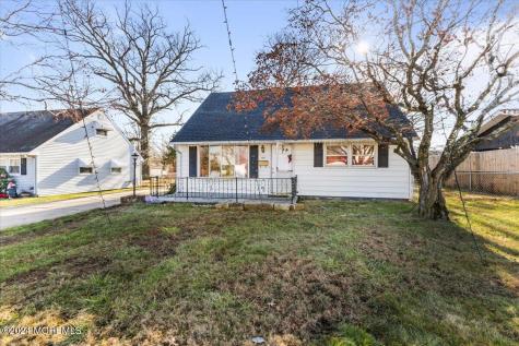 126 Rutledge Avenue Ewing NJ 08618