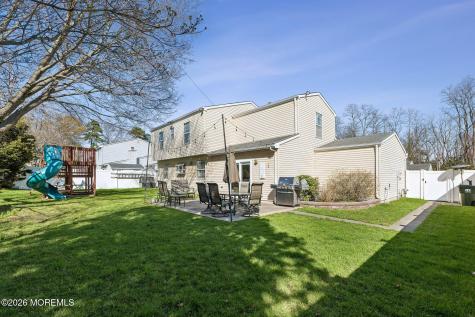 11 Dantley Drive Howell NJ 07731