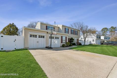 11 Dantley Drive Howell NJ 07731