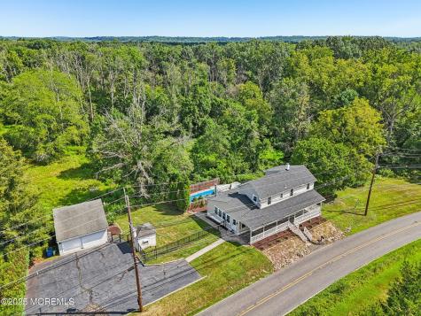 81 Titus Mill Road Pennington NJ 08534