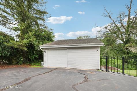 81 Titus Mill Road Pennington NJ 08534
