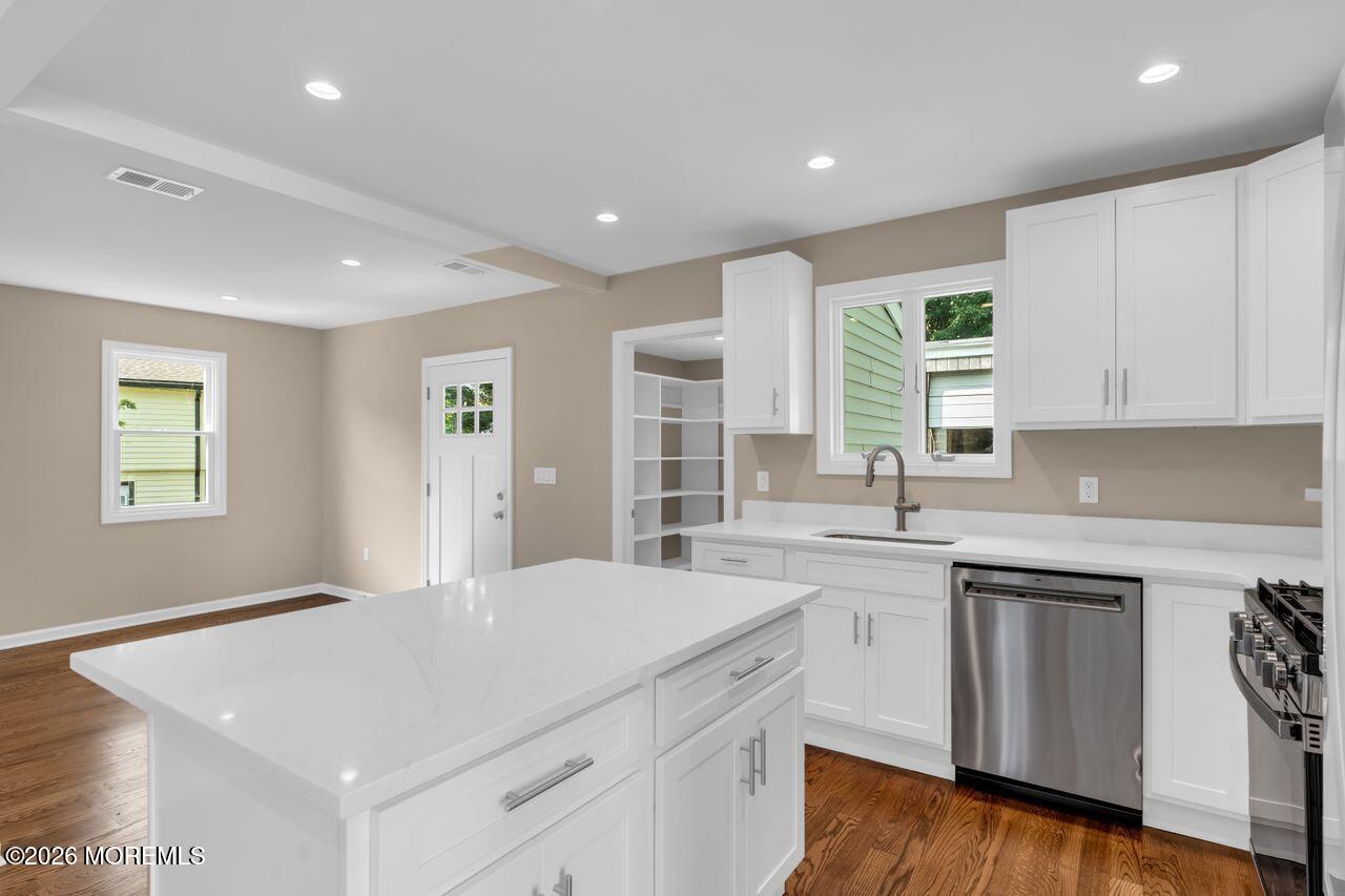 18 Maple Avenue Eatontown NJ 07724
