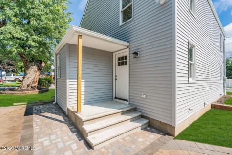 18 Maple Avenue Eatontown NJ 07724