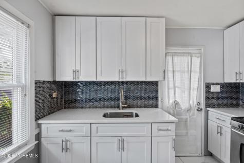 930 Woodmere Drive Cliffwood Beach NJ 07735