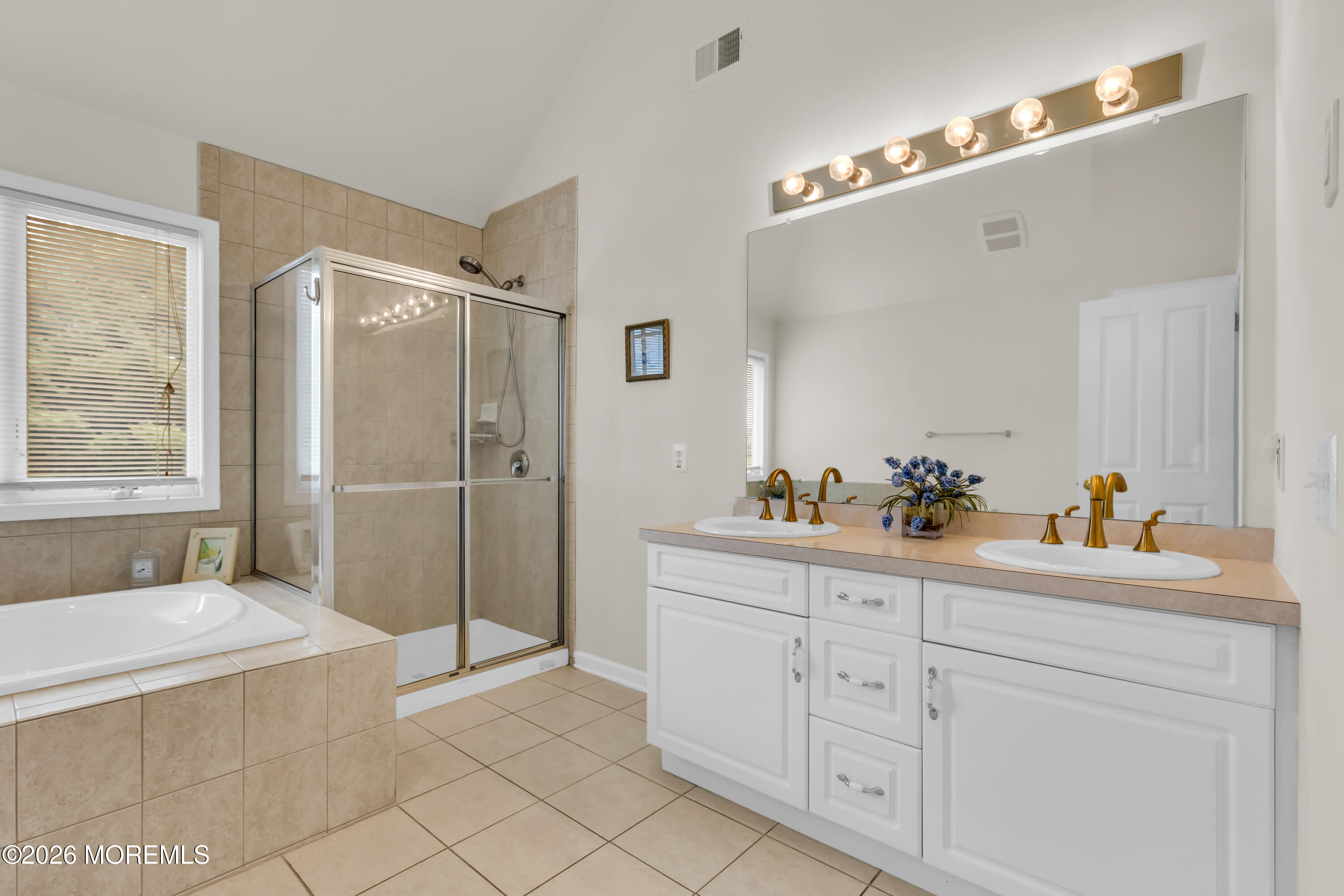 17 Diamond Hill Road Marlboro NJ 07746