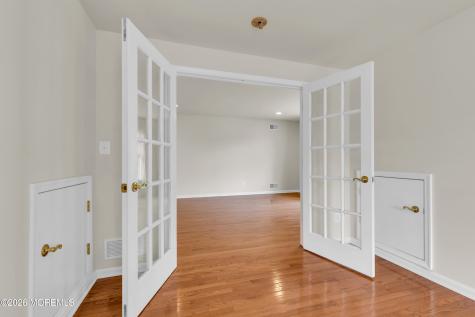 17 Diamond Hill Road Marlboro NJ 07746