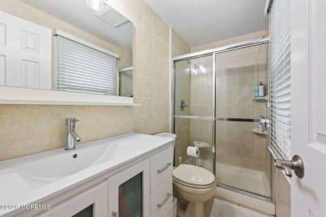 22 Knox Lane Englishtown NJ 07726