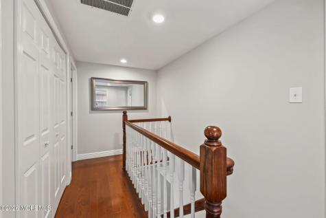 22 Knox Lane Englishtown NJ 07726