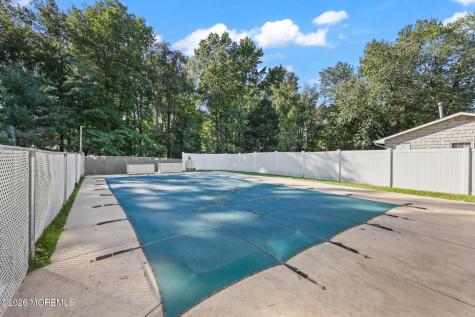 22 Knox Lane Englishtown NJ 07726