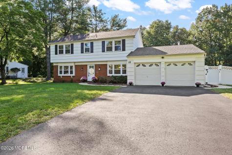 22 Knox Lane Englishtown NJ 07726