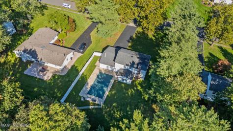 22 Knox Lane Englishtown NJ 07726