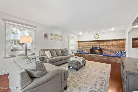 22 Knox Lane Englishtown NJ 07726