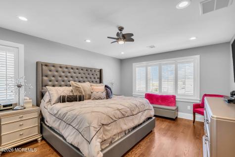 308 Parkway Point Pleasant Beach NJ 08742
