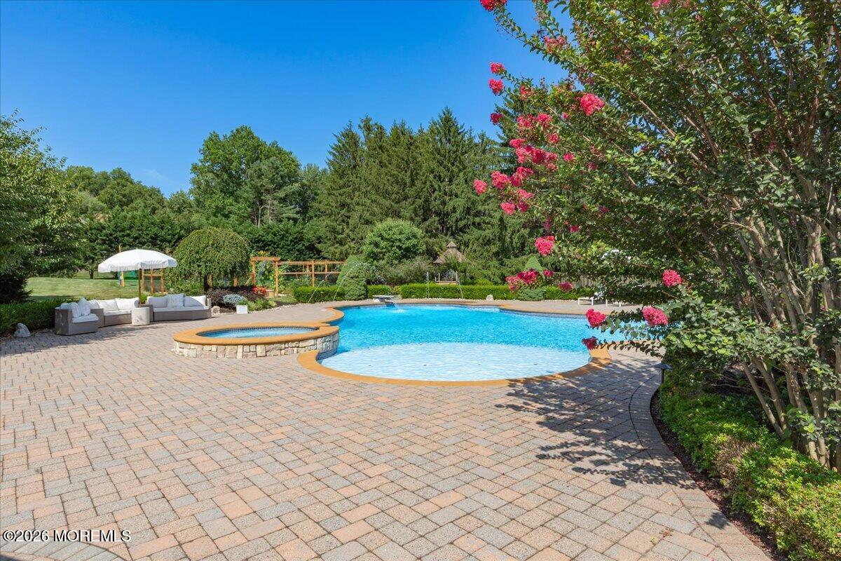78 Crawfords Corner Road Holmdel NJ 07733