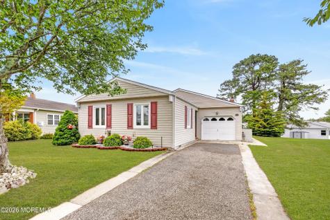 25 Plymouth Drive Toms River NJ 08757