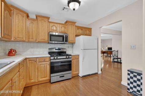25 Plymouth Drive Toms River NJ 08757