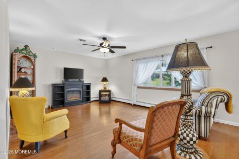 25 Plymouth Drive Toms River NJ 08757