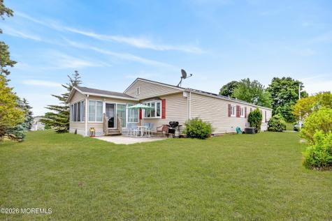 25 Plymouth Drive Toms River NJ 08757