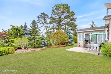 25 Plymouth Drive Toms River NJ 08757