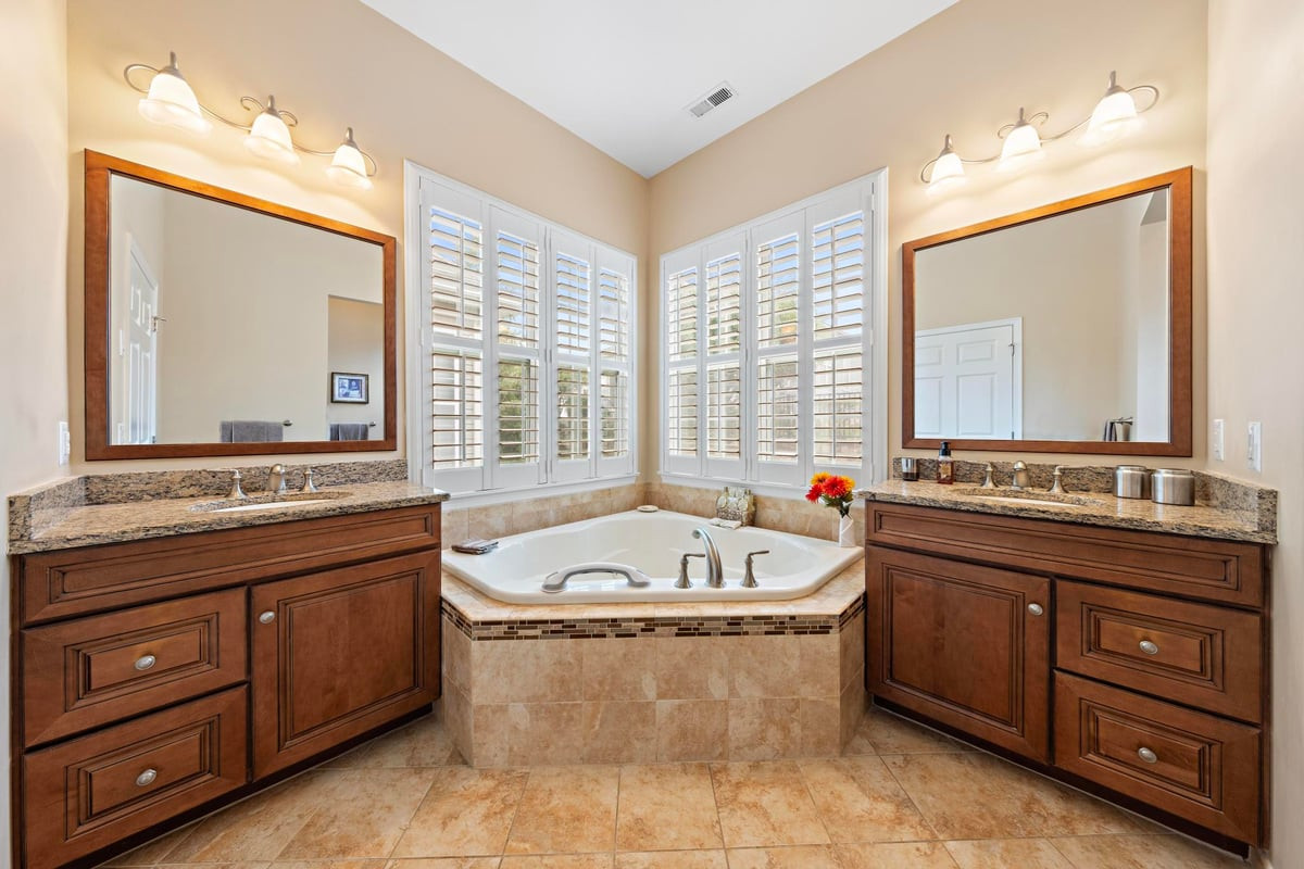 102 Riviera Drive Monroe NJ 08831