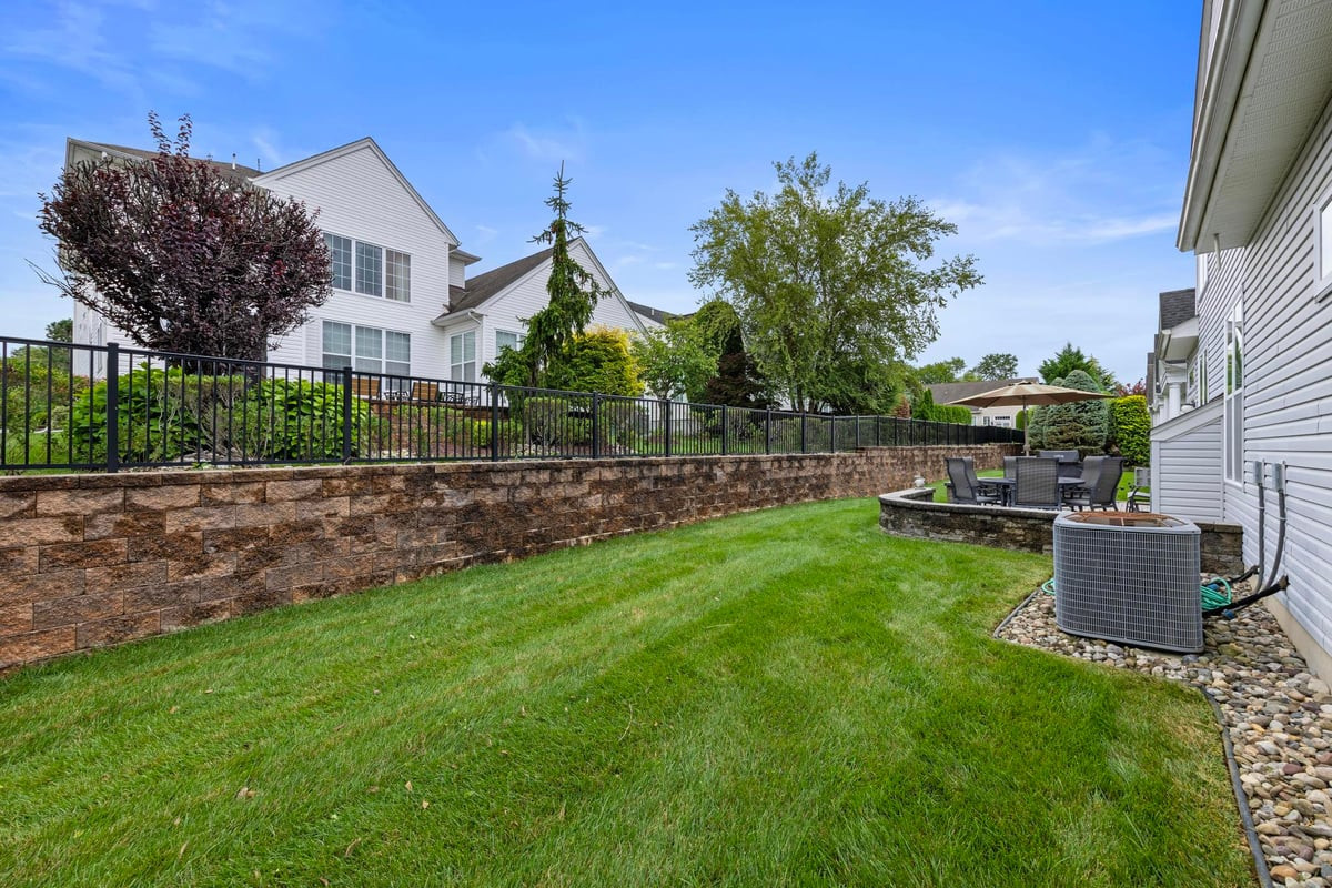 102 Riviera Drive Monroe NJ 08831
