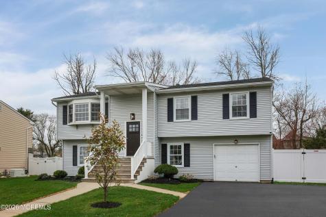 15 Brook Street Farmingdale NJ 07727