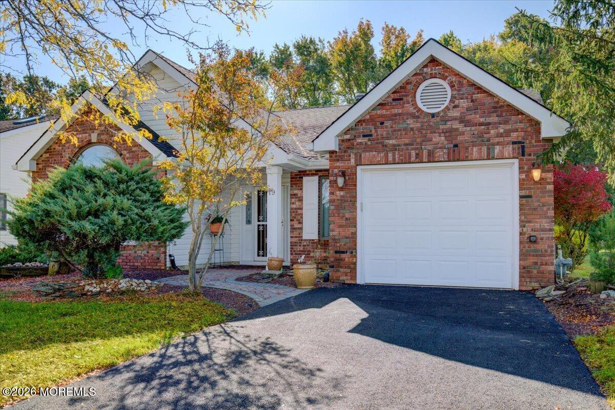 19 Hampton Drive Marlboro NJ 07746