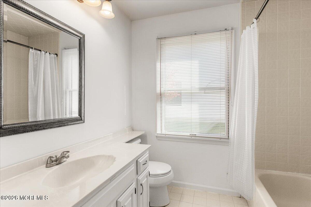 19 Hampton Drive Marlboro NJ 07746