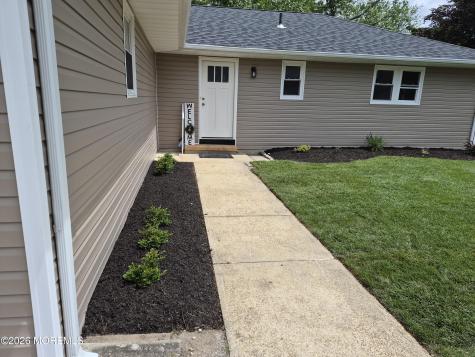 34 Barbuda Street Toms River NJ 08757
