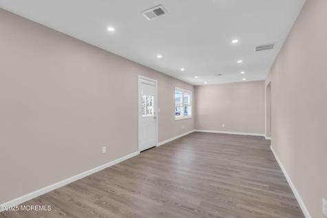 89 Brakenbury Drive Toms River NJ 08757