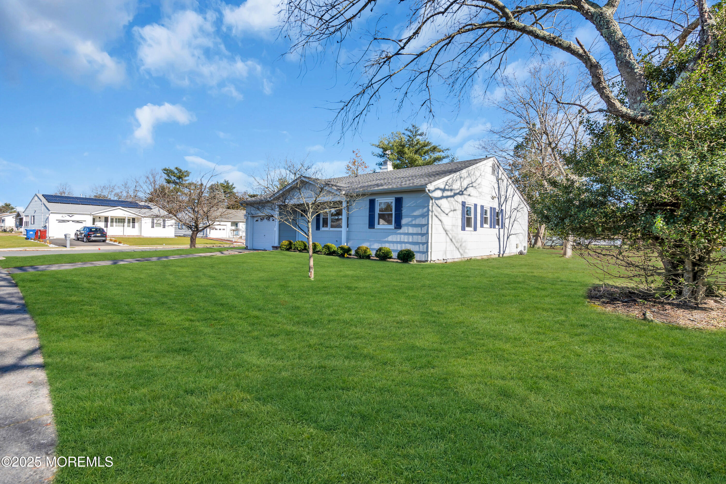 89 Brakenbury Drive Toms River NJ 08757
