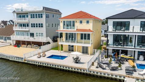 657 Bayview Drive Toms River NJ 08753
