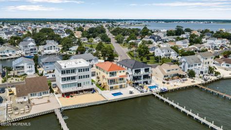 657 Bayview Drive Toms River NJ 08753
