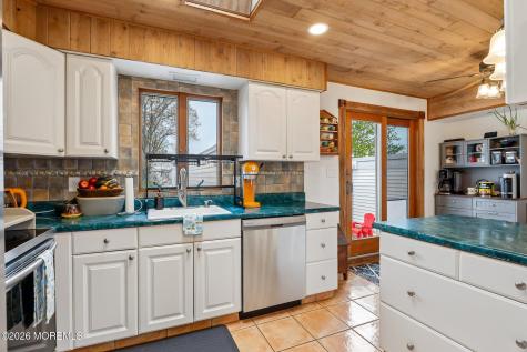 3138 Oceanic Drive Toms River NJ 08753