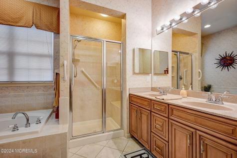 37 Oakmont Lane Jackson NJ 08527
