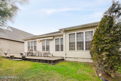 37 Oakmont Lane Jackson NJ 08527