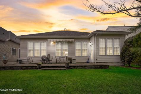 37 Oakmont Lane Jackson NJ 08527