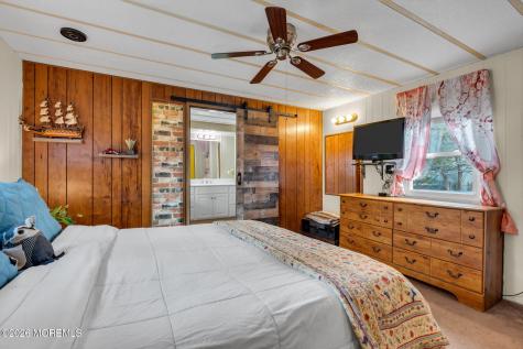 44 Nancy Lane Barnegat NJ 08005