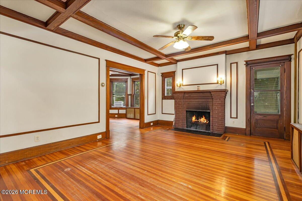 27 E Garfield Avenue Atlantic Highlands NJ 07716