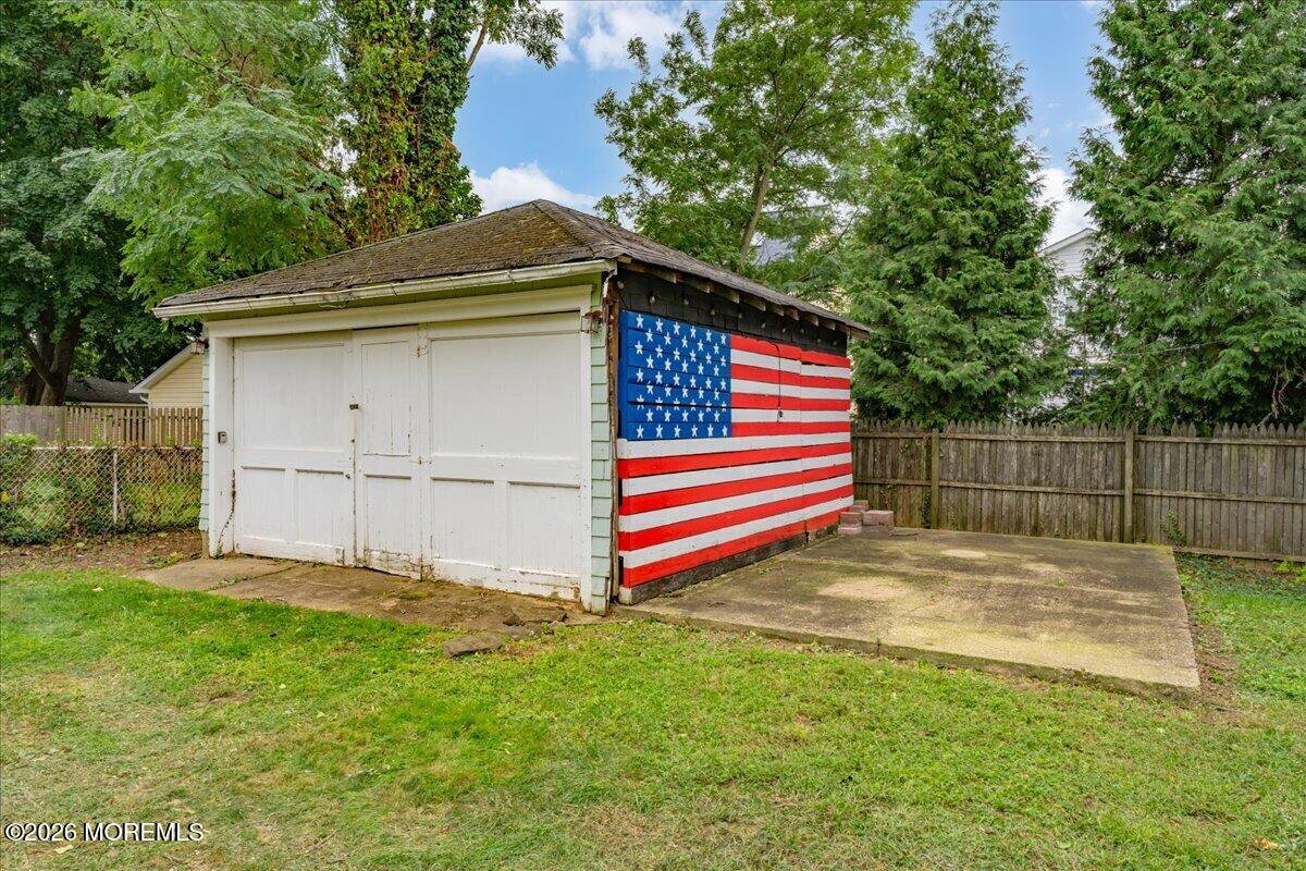 27 E Garfield Avenue Atlantic Highlands NJ 07716
