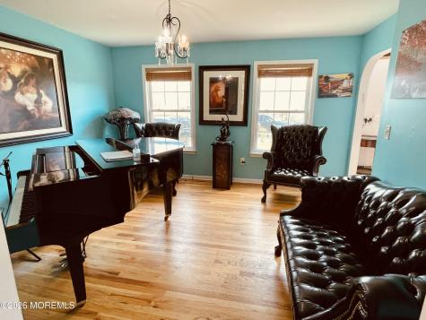 405 Lawrence Avenue Oakhurst NJ 07755