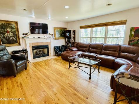 405 Lawrence Avenue Oakhurst NJ 07755
