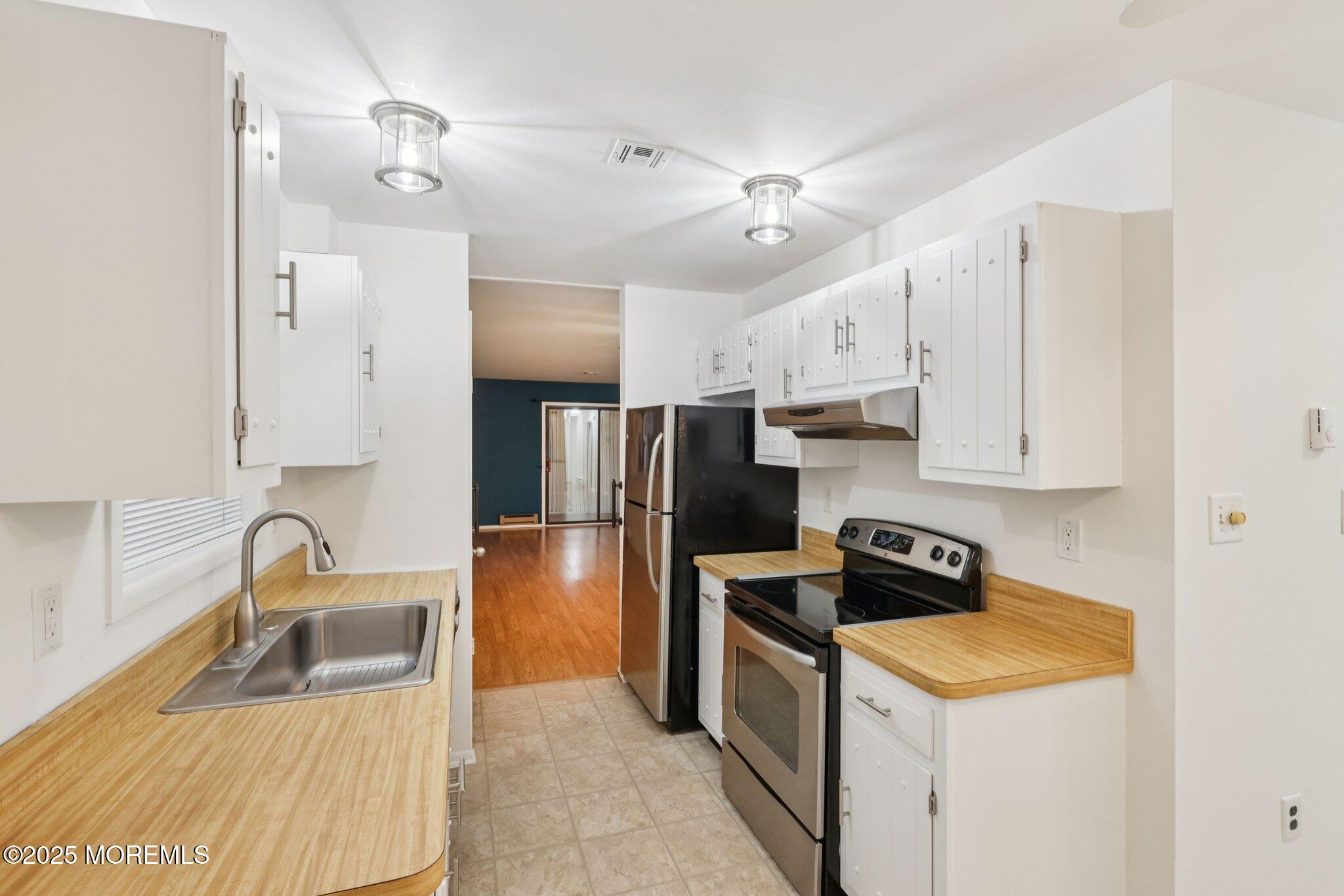 150 Amberly Drive Manalapan NJ 07726