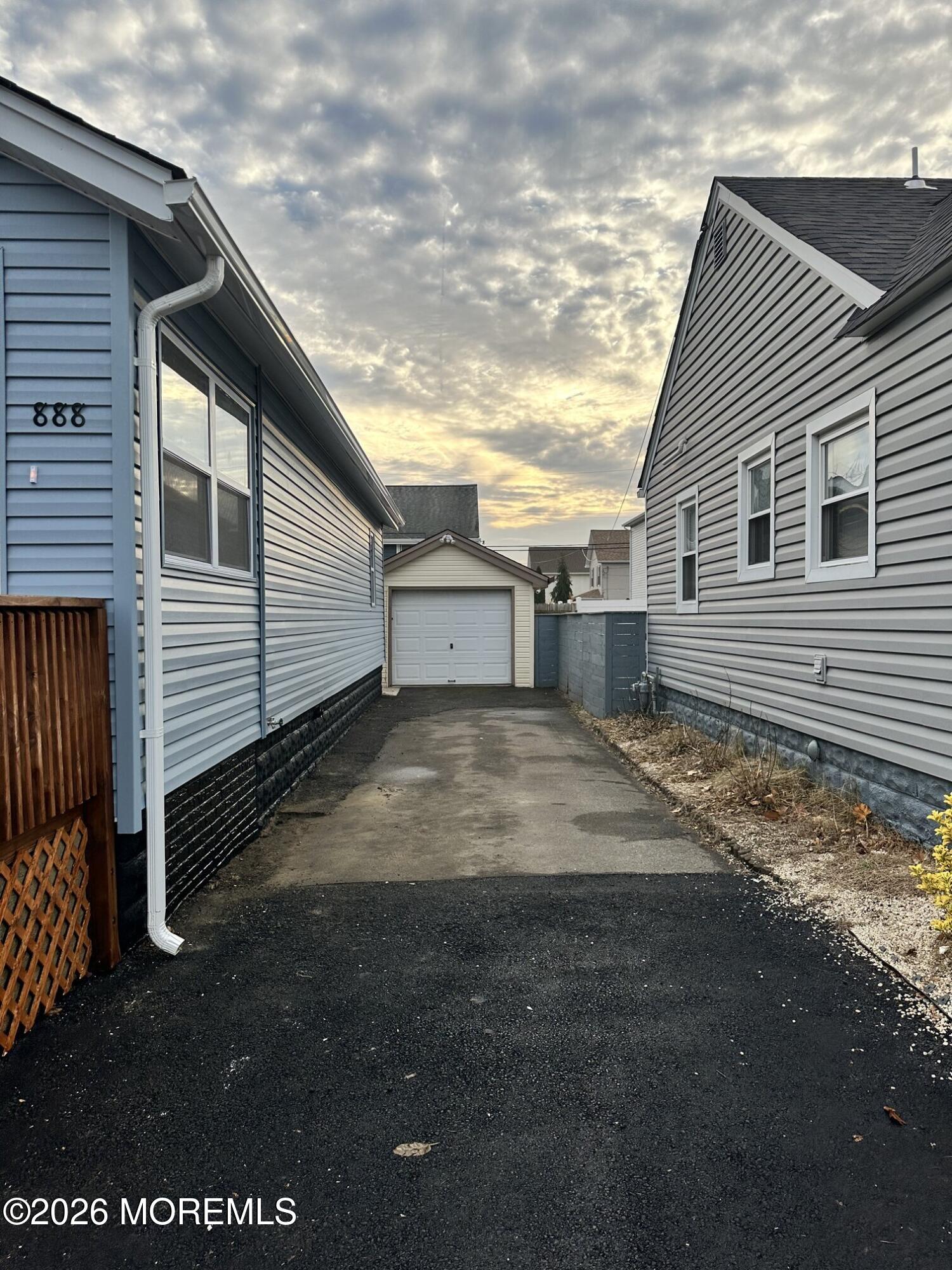 888 State Route 35 Laurence Harbor NJ 08879