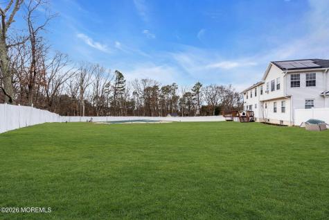 21 Julies Way Howell NJ 07731