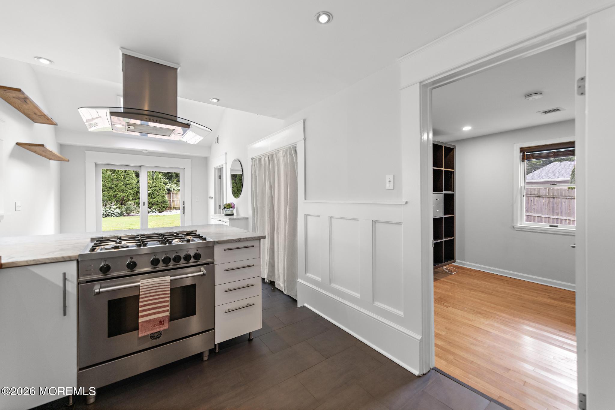 108 Hamilton Avenue Leonardo NJ 07737
