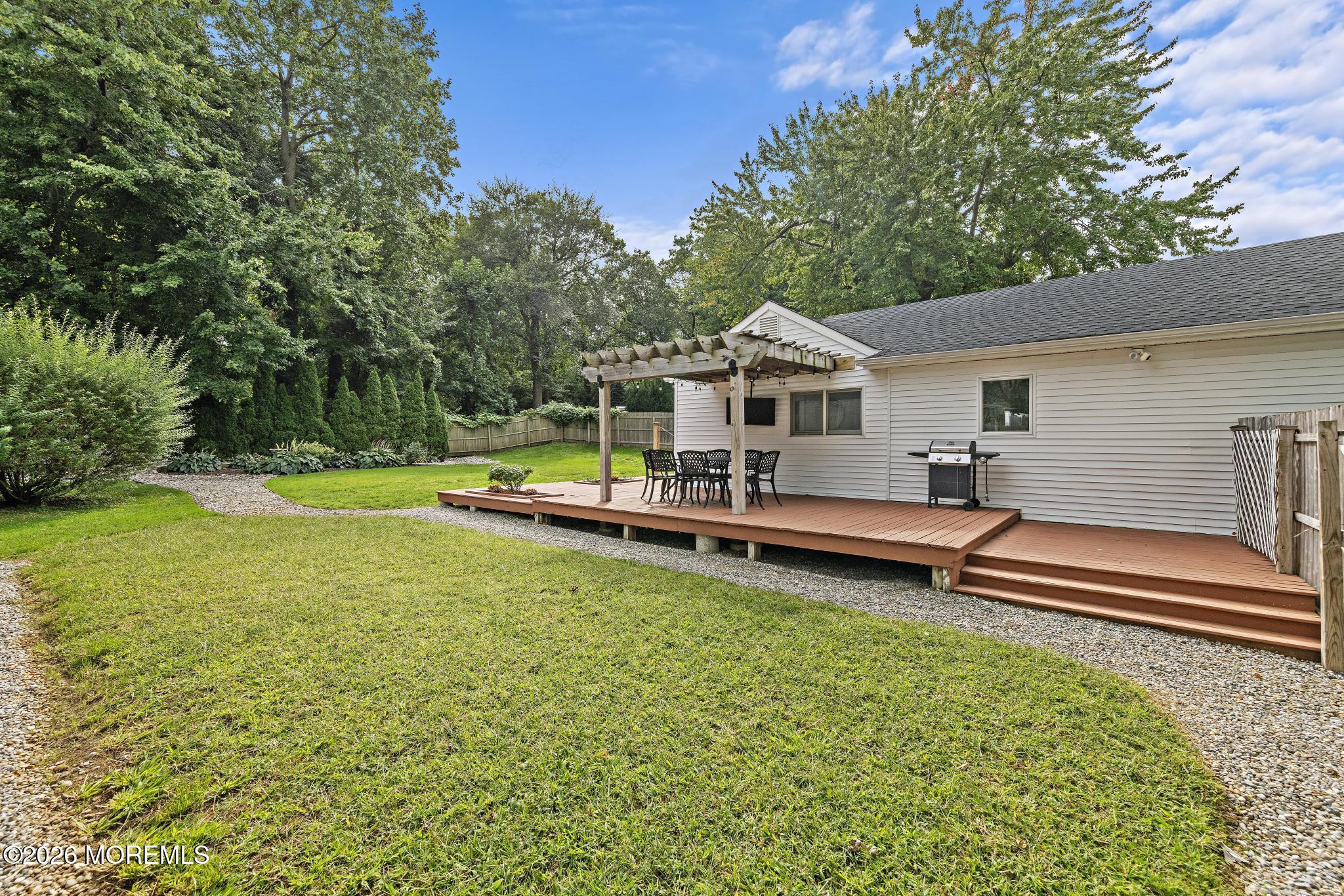 108 Hamilton Avenue Leonardo NJ 07737