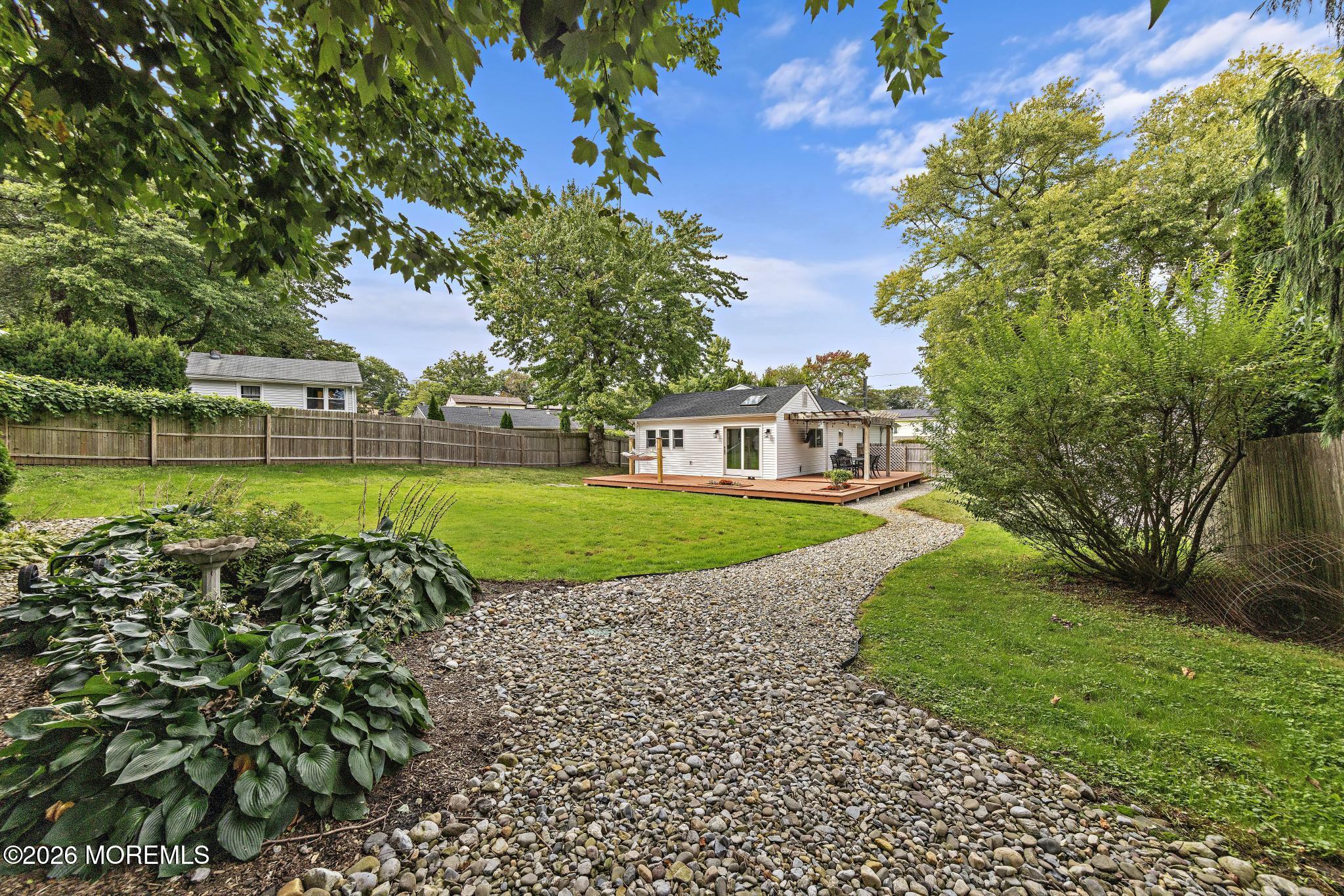 108 Hamilton Avenue Leonardo NJ 07737
